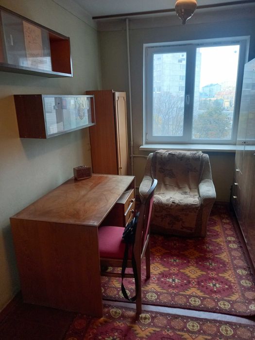 Продаж 2 - кімнатної квартири на проспекті Соборності, 11