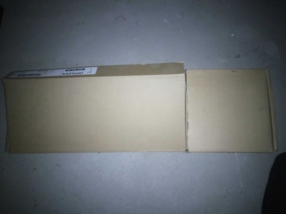 Obrotowy uchwyt na telewizor