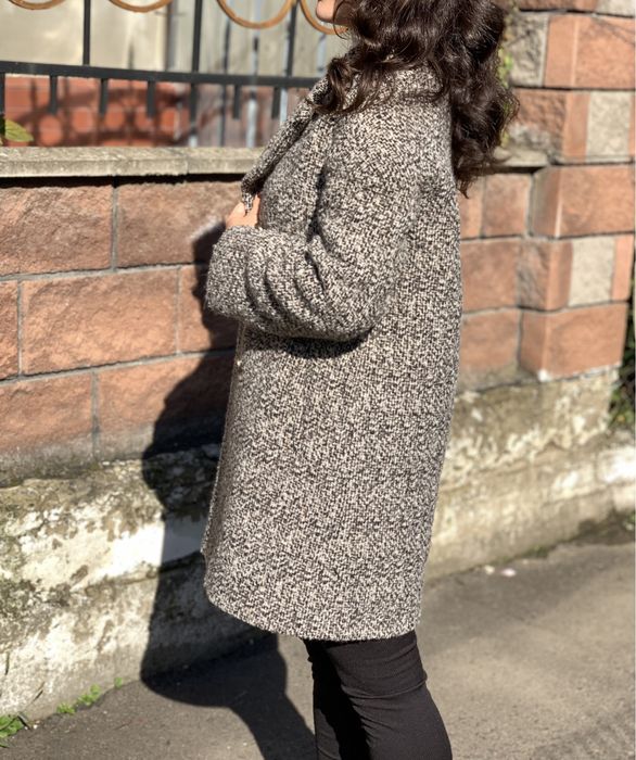 Пальто демісезонне