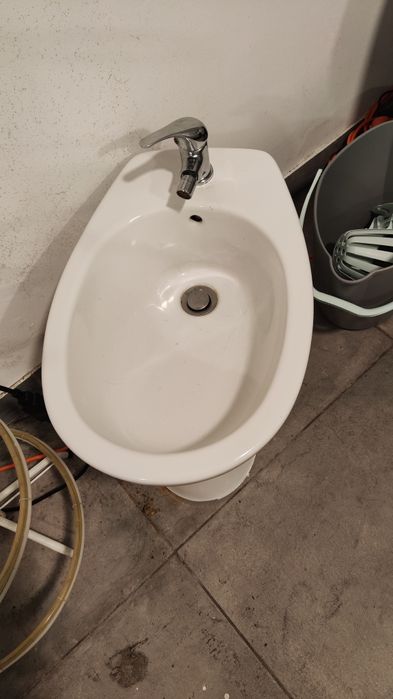 Bidé completo como novo