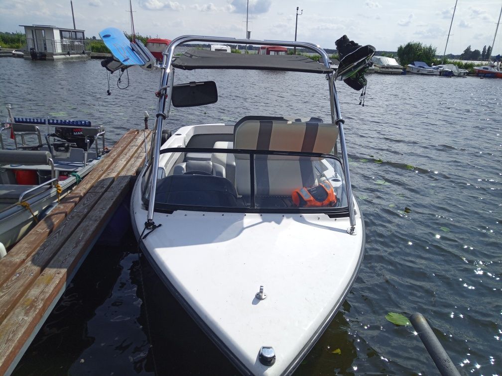 Nautique 196 5.8 V8 Correct Craft łódź motorowa wakeboard motorówka
