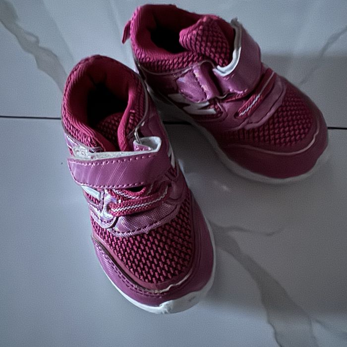 Кросівки для дівчинки