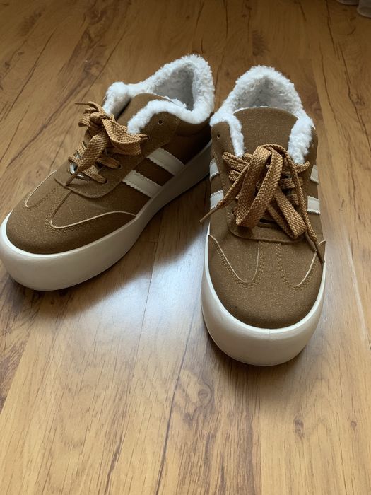 Кросівки утеплені