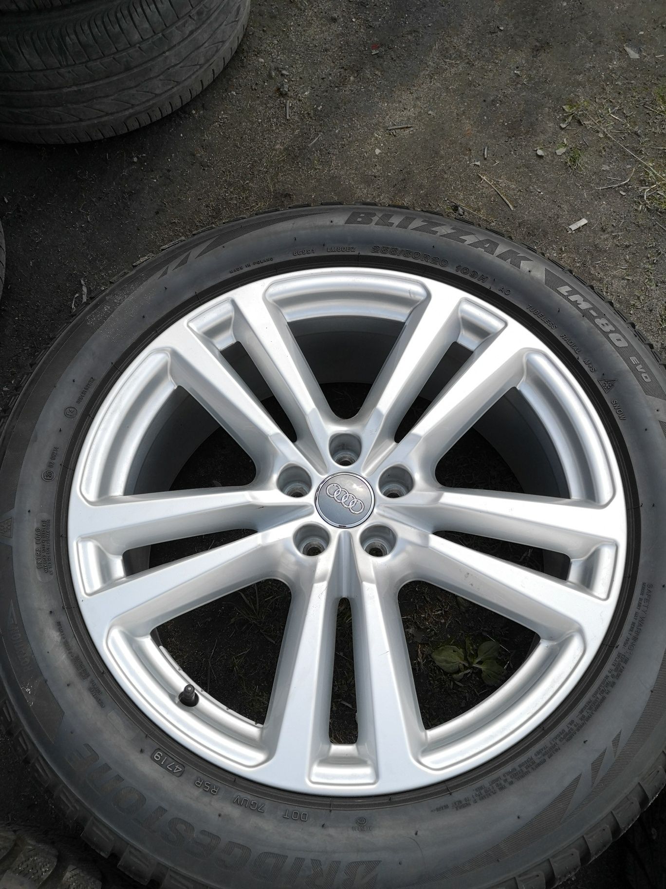 Felgi aluminiowe 5x112 20x8j et28 Audi VW Skoda