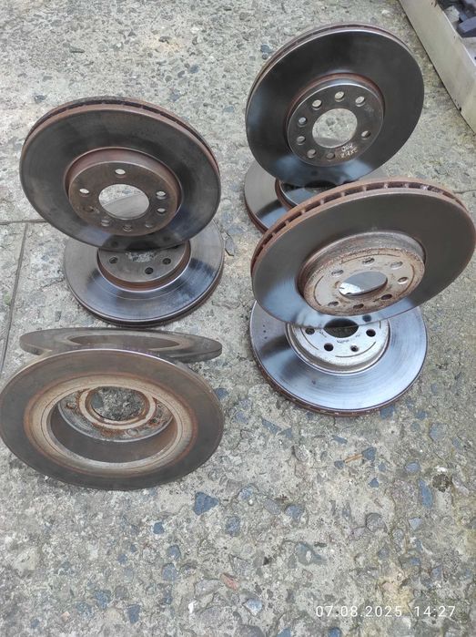 Диски тормозные передние-задние Опель Астра Зафира