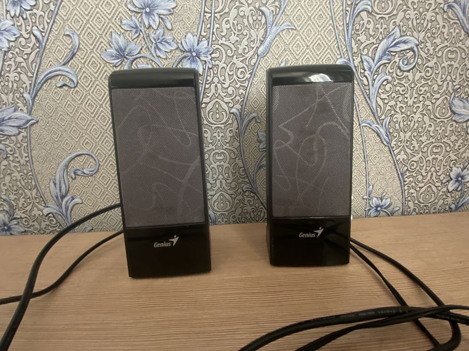 Компьютерные колонки Genius SP- J330