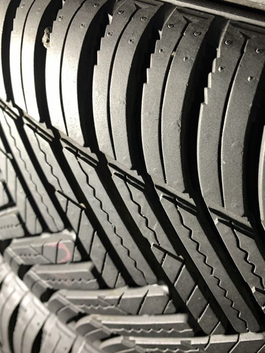 Шини б/у всесезонные 225/60 R17 Hankook Optimo 4s