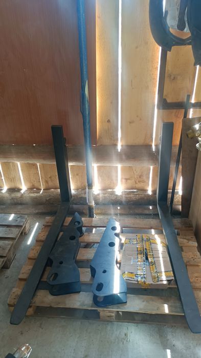 Osprzęt do koparko-ladowarki JCB 3 i 4