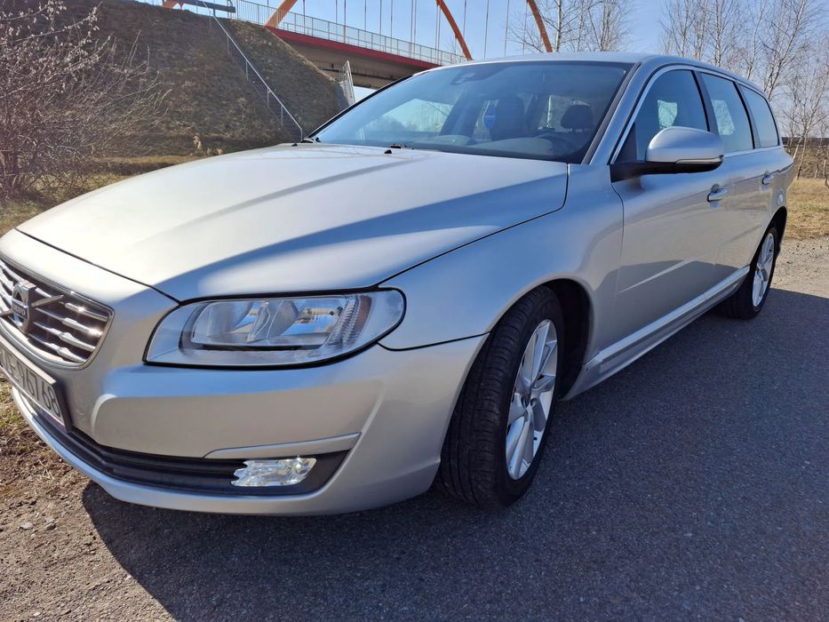 Volvo V70 Volvo V70 III T5 Drive-E 2.0 turbo 245 KM 2015r