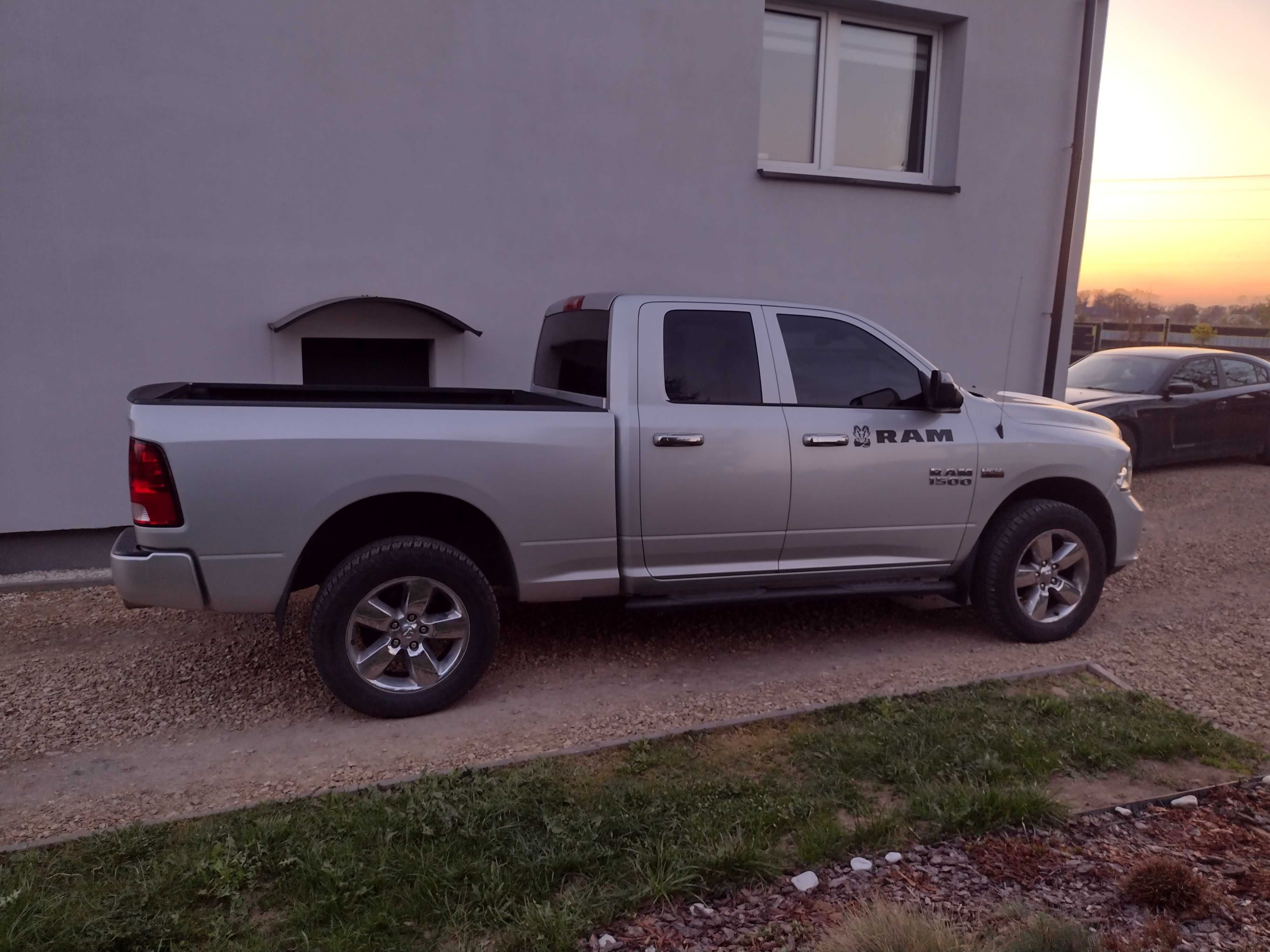 2018 RAM 1500 5.7 Hemi 4x4 LPG