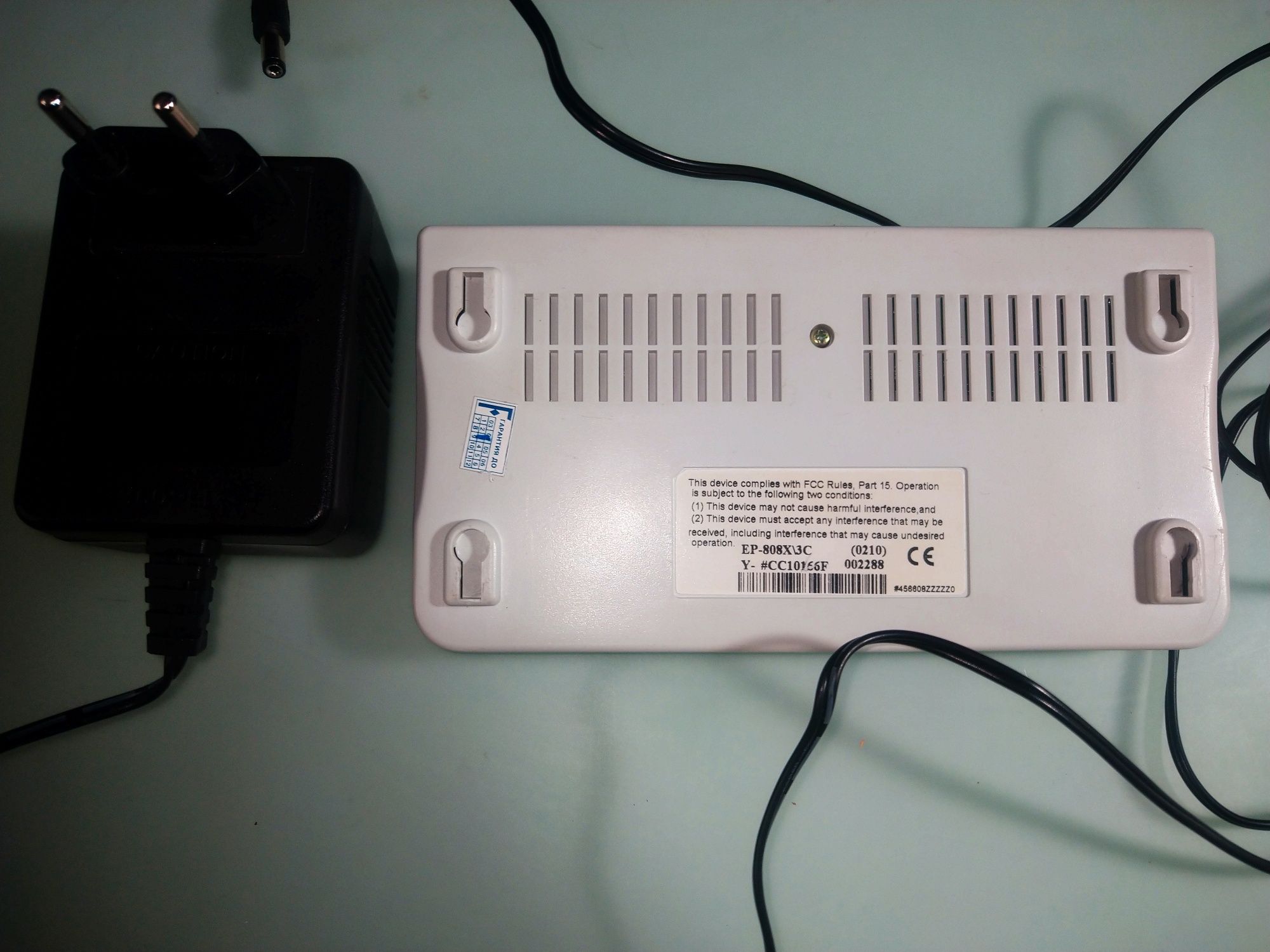 Surecom EP-808X\3C 8Port 10/100М. Комутатор, Switch.