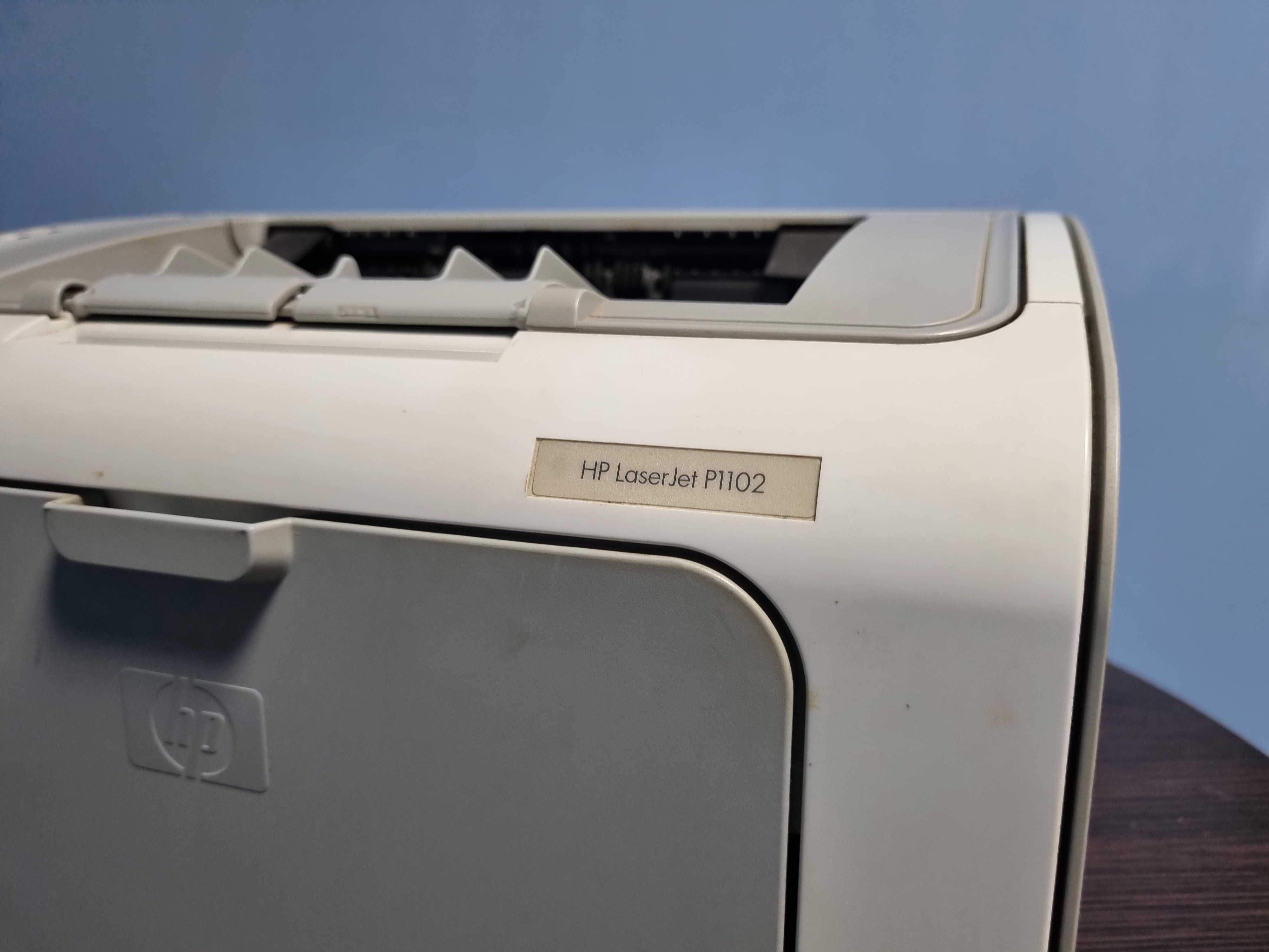 Продам принтер (лазерный) Hewlett Packard (HP) LaserJet 1102