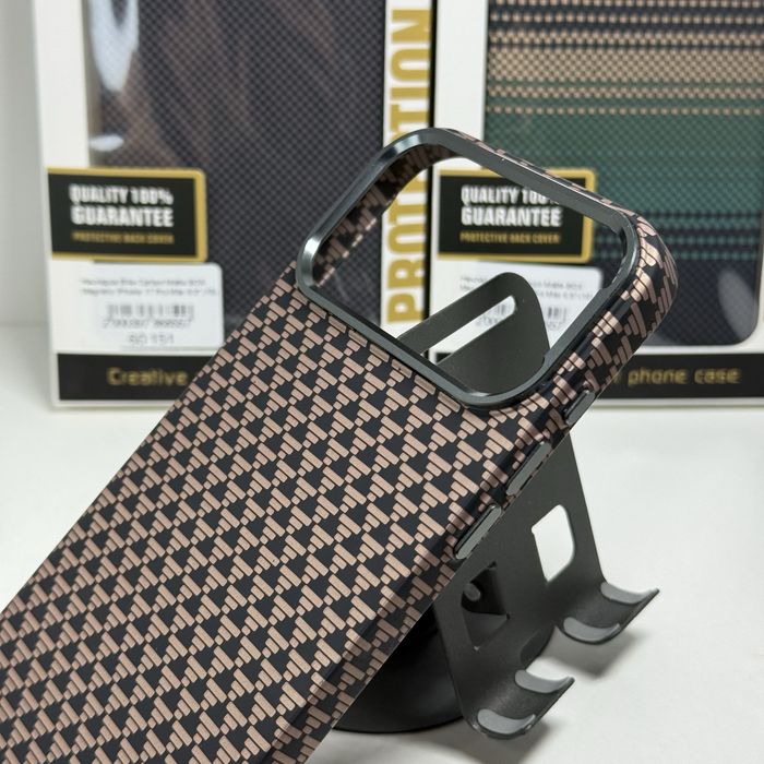 Чехол айфон 17 про макс карбоновый. Чохол iphone 17 pro max карбоновий