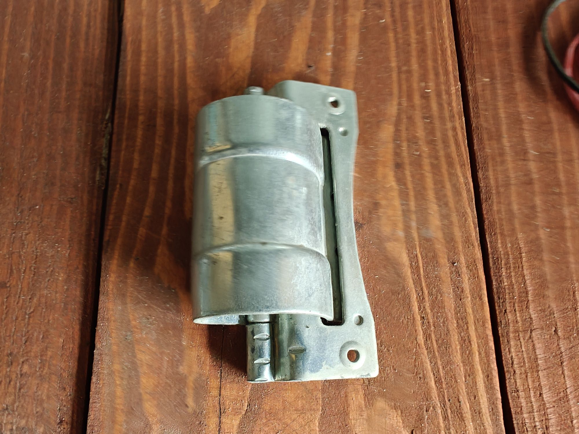 Zawias drzwi pralki Beko wbf6006c