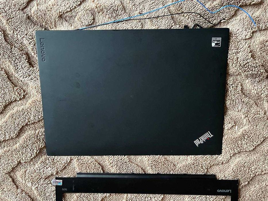 Кришка матриці, рамка матриці, веб-камера, WiFi, мікрофони Lenovo T470