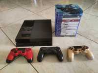 Konsola PlayStation 4 (3 pady + gry)