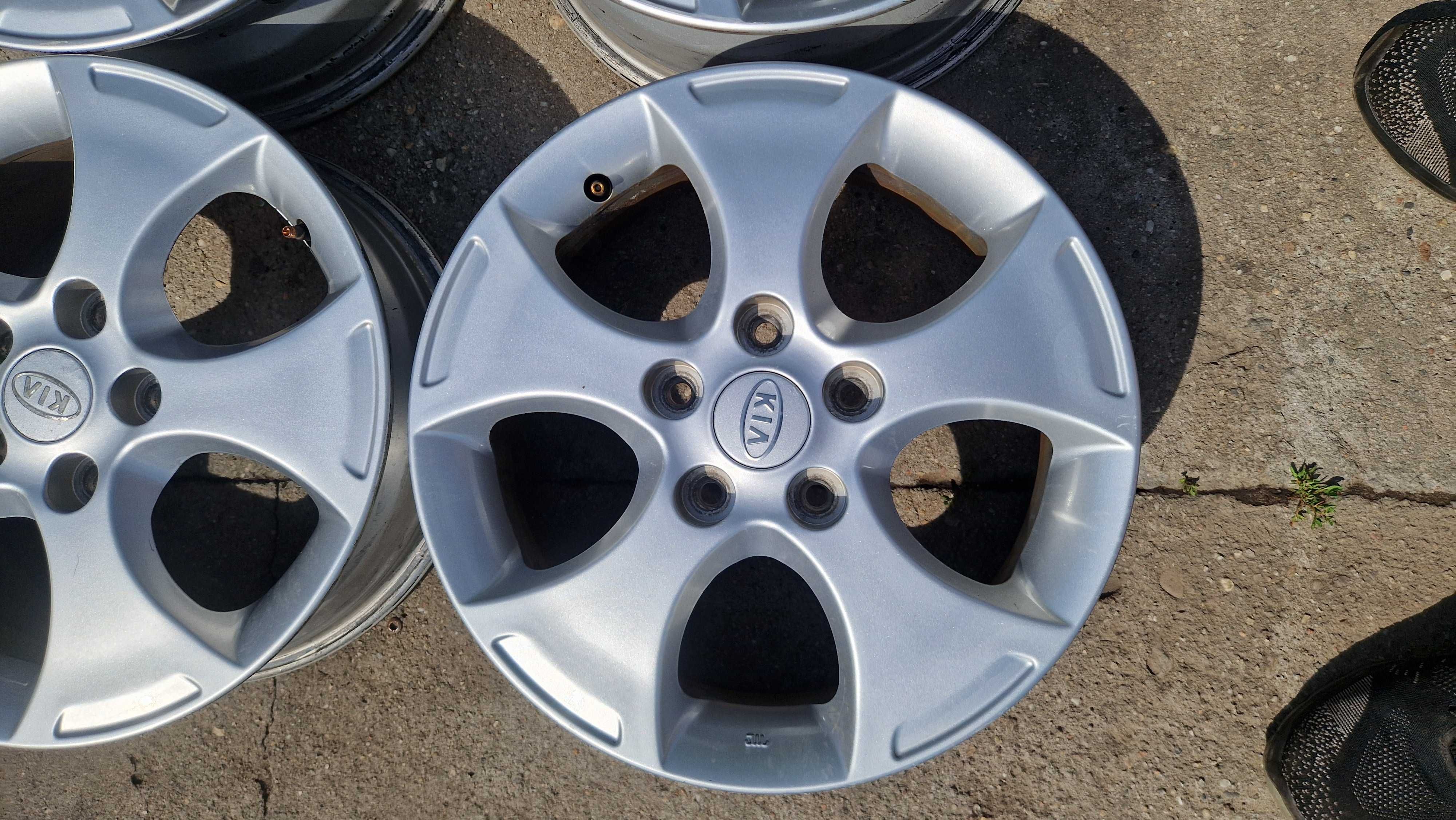 Alufelgi 16 Cali Kia Venga Et51