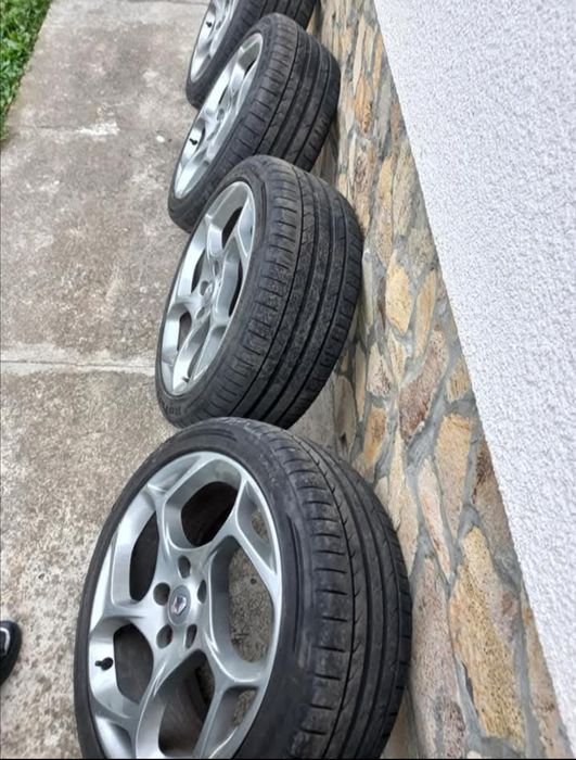 Диски R18 GT з шинами Renault Megane, Scenic