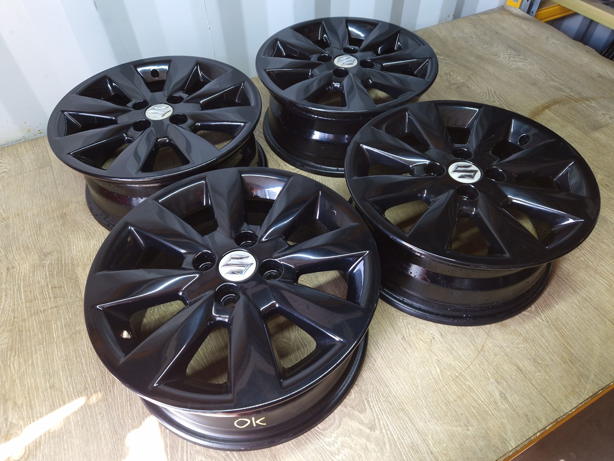 Felgi 15 suzuki Liana ignis 4x100 6j et45 os 54.1