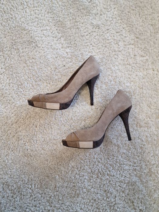Buty szpilki 40 41 nudę beż czółenka