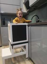 Pomocnik kuchenny transformer dla dzieci