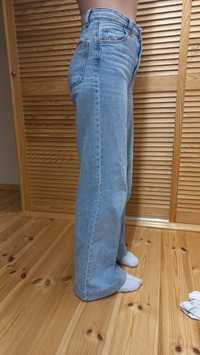 jeansy z Bershki