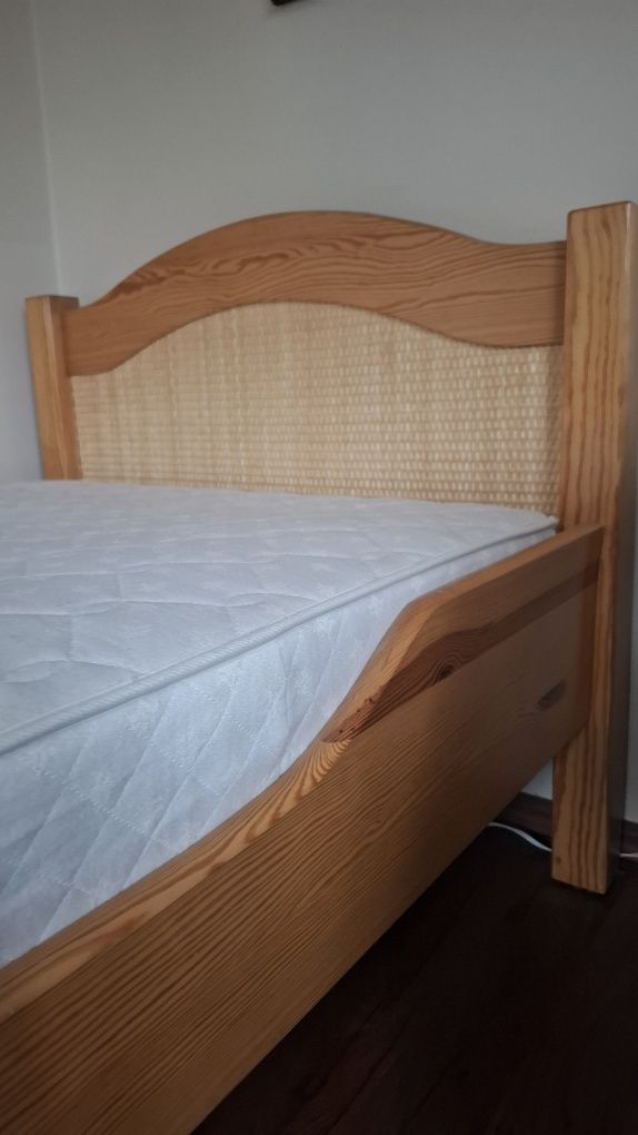 Łóżko drewniane vintage z materacem 220x90