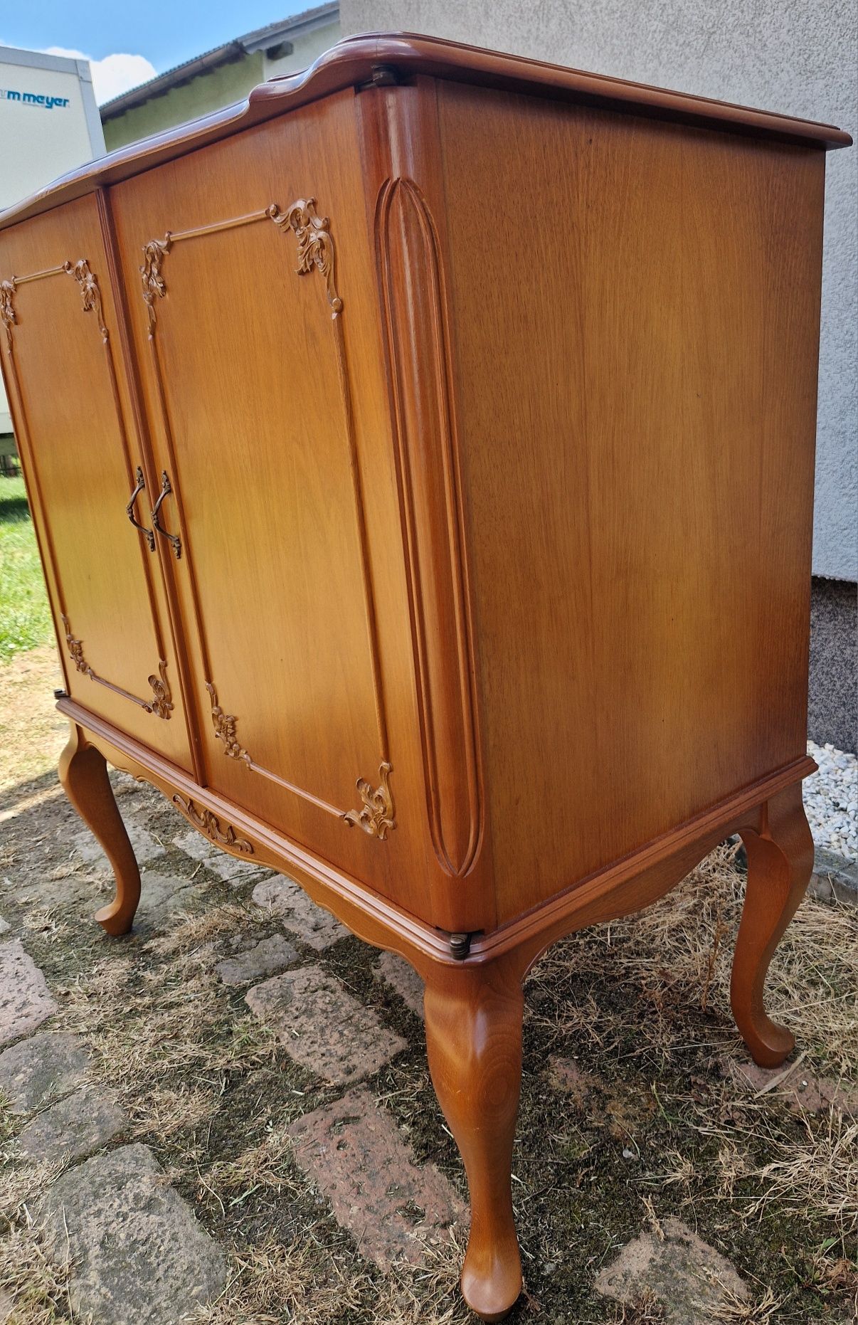 Komoda / Szafka RTV Chippendale/ Ludwikowska