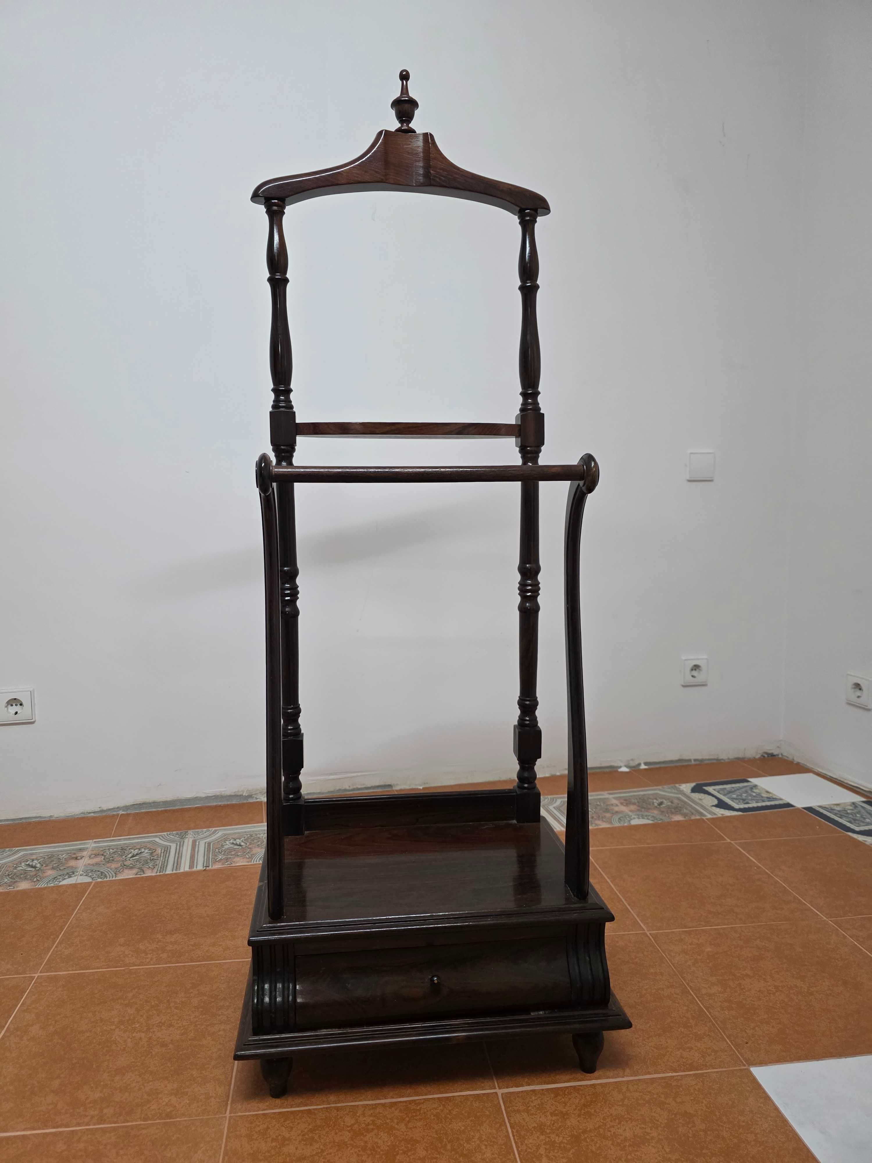 Bengaleiro Pau Santo
