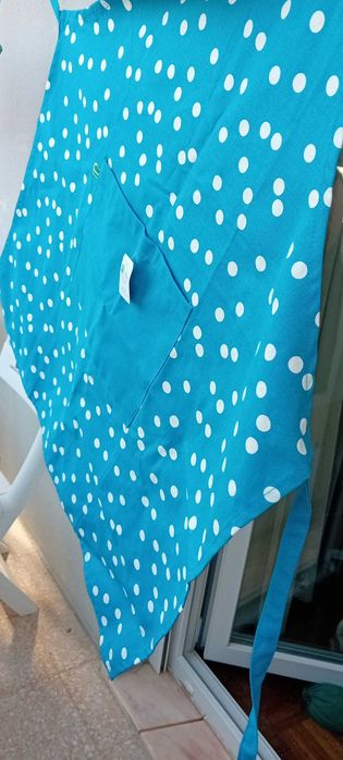 Avental novo e em bom estado