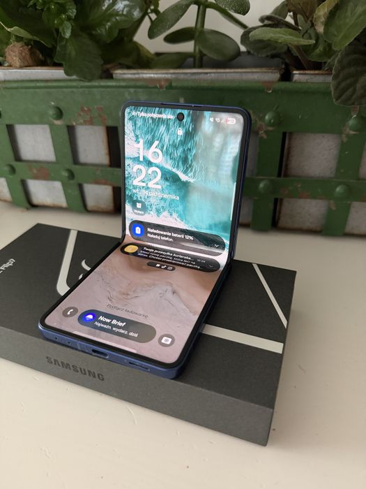 Samsung Galaxy Z Flip 7/ 512GB