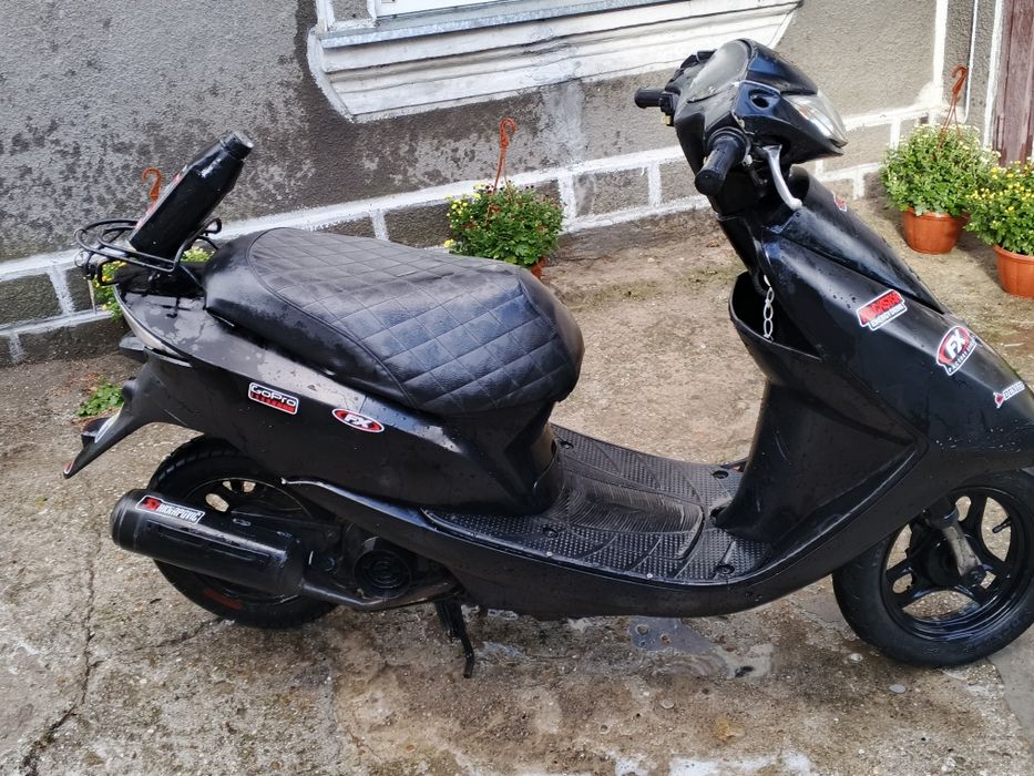 Продам есть талон  мопед Honda dio  аф 62 едет бодро 50сс цена 11000