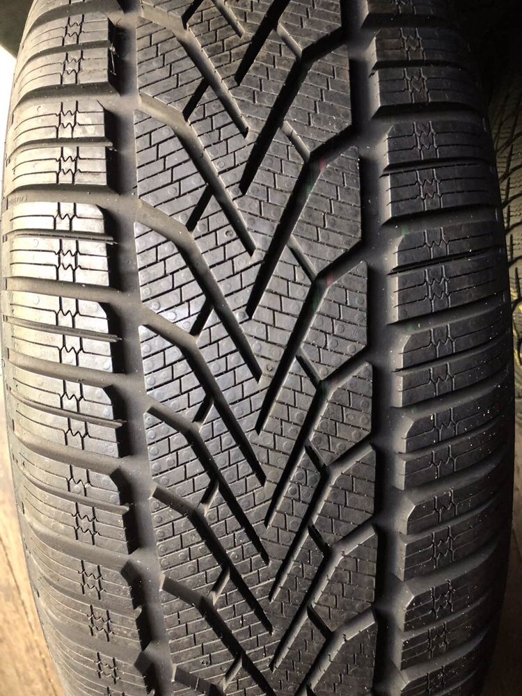 235/65/17 R17 Semperit Speed-Grip 2 4шт зима