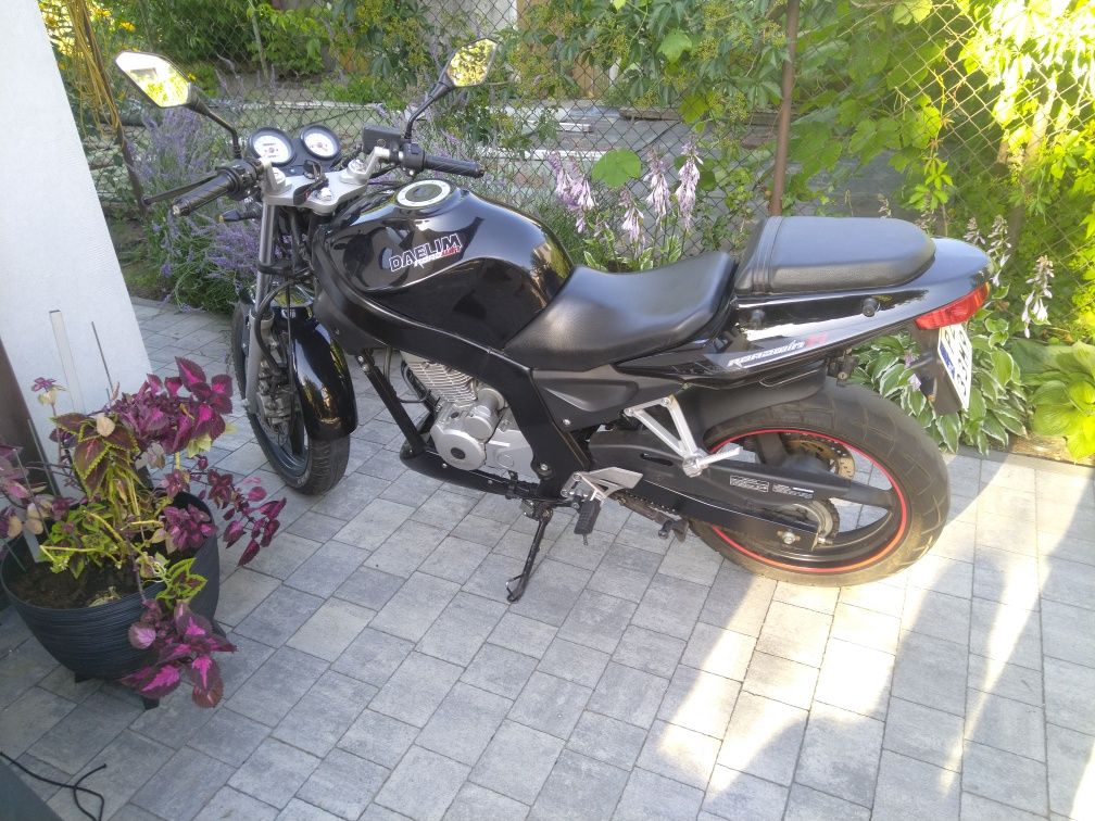 Daelim Roadwin 125 niski przebieg.