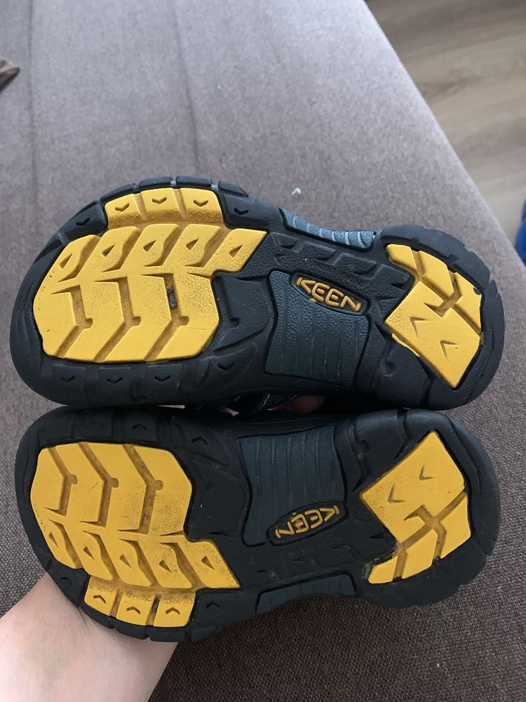Босоножки сандалі keen 18 см 29 розмір