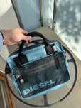 Torba Diesel na ramię i do ręki w kolorze niebieskim