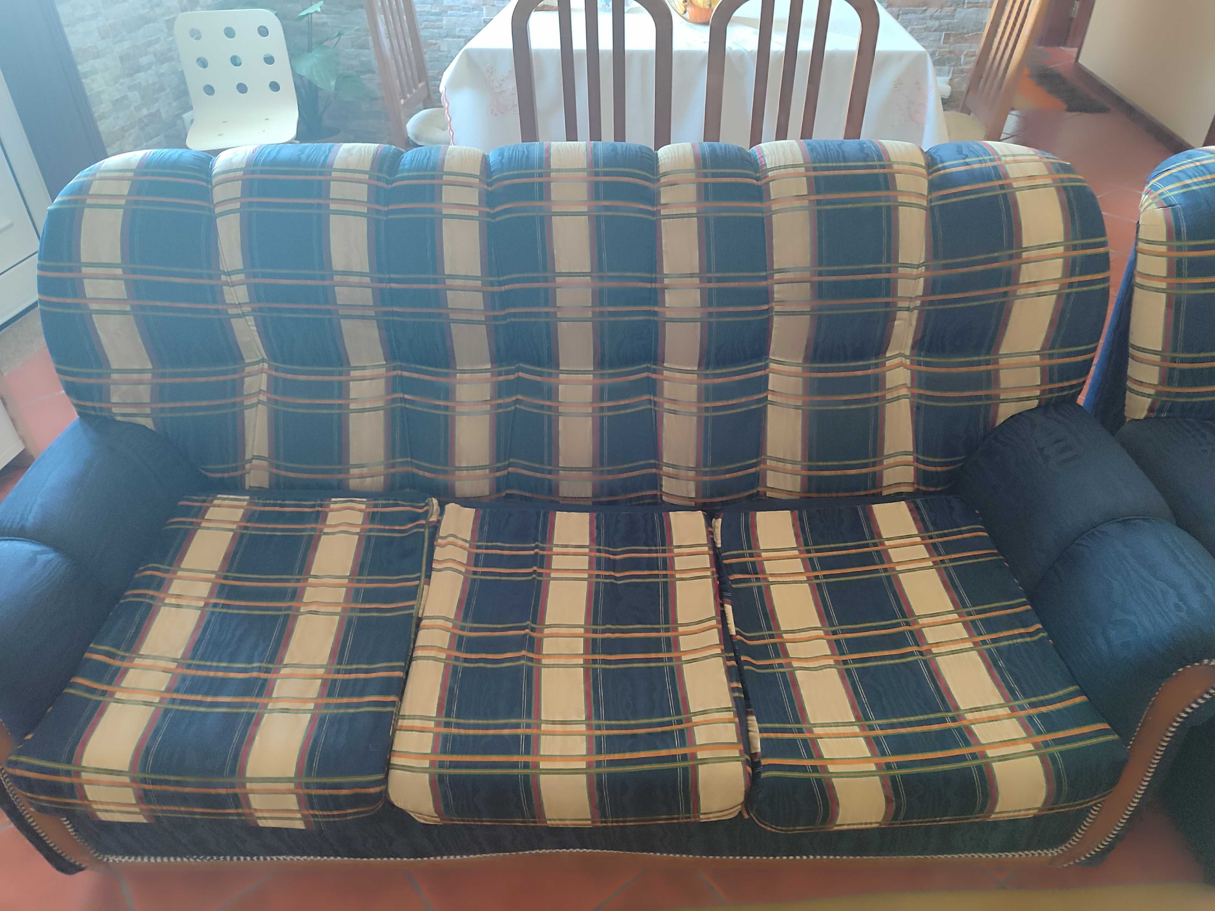 Conjunto 3 sofas