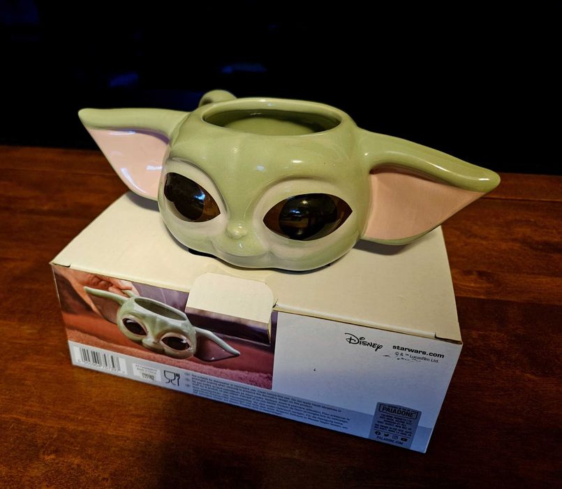Mandalorian - Baby Yoda i kubek - nowe
