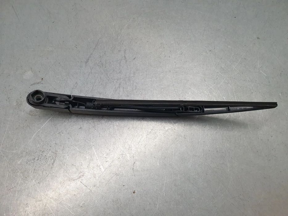 Haste / braço de escova limpa vidros trás PEUGEOT 208 II