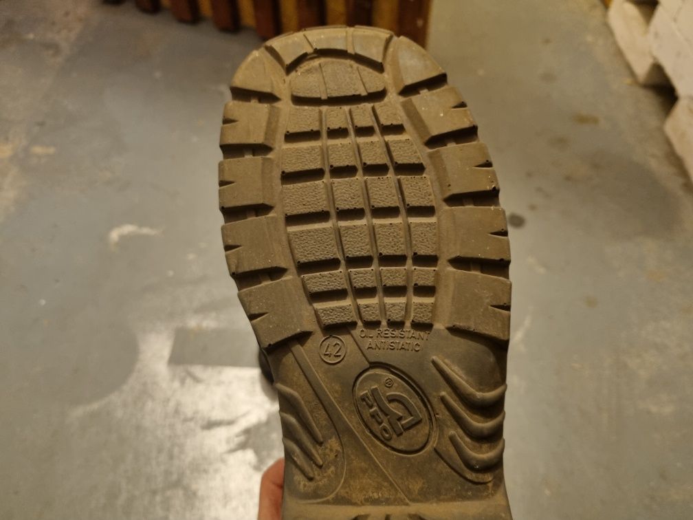 Buty ochronne robocze trzewiki PPO rozmiar 42 sznurowane