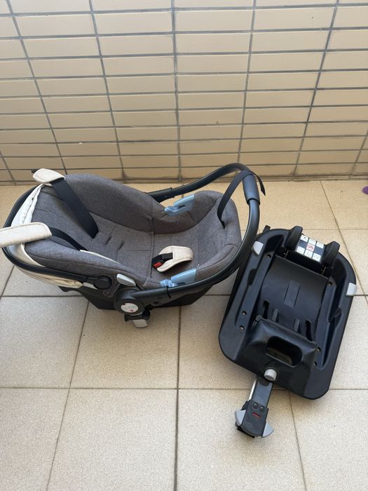 Carrinho bebe trio + base isofix  ZIPPY