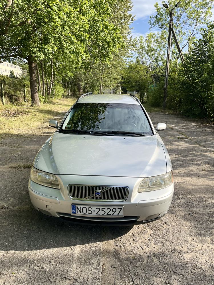 Sprzedam Volvo V70 II, 2004 r.