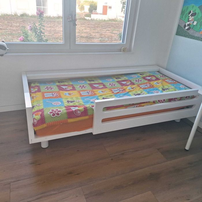 Cama solteiro(a) 90x200cm