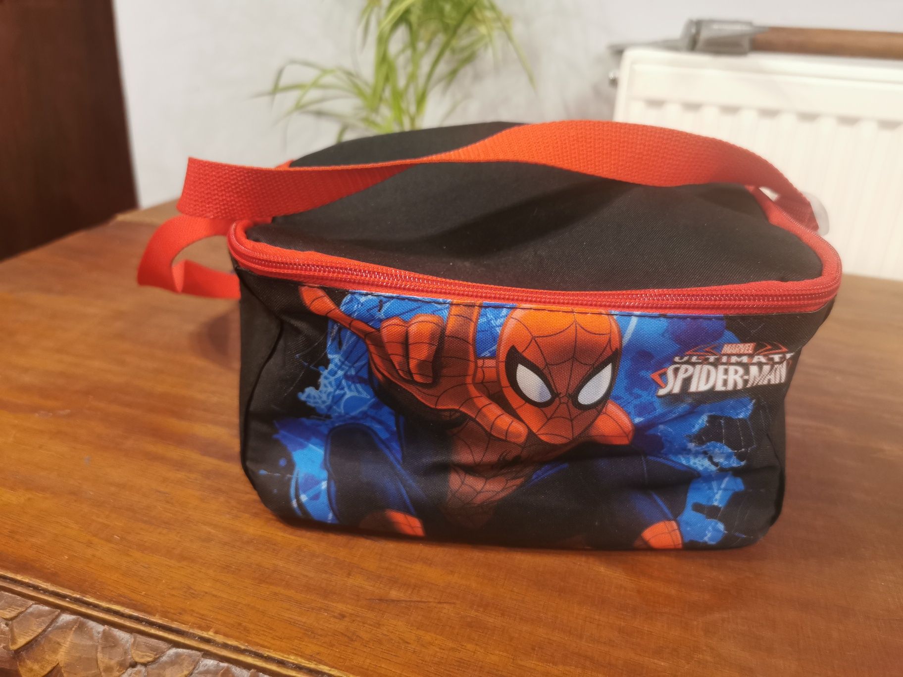 Śniadaniówka podróżna Torba Spiderman termiczna