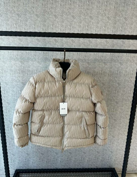 Casacos dior nunca usado