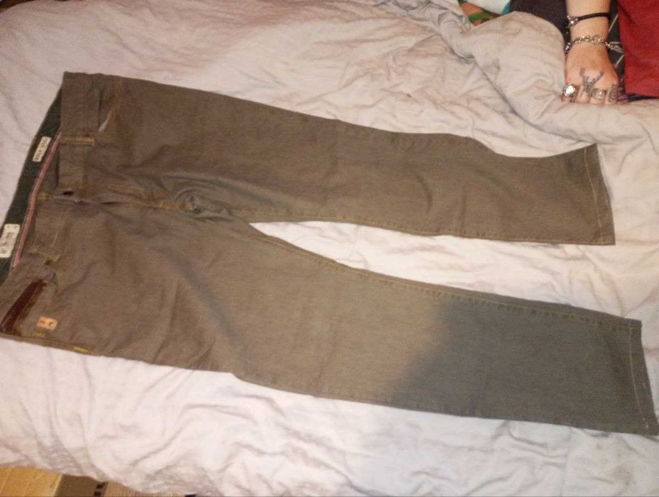 Джинсы Bugged Refined, 42*34 (р. 50), б/у