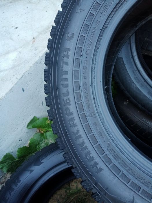 225 65 r16с Nokian Hakapelitta c 2011p