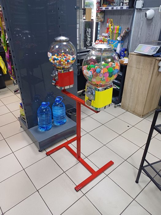 Продам торговые апараты для попрыгунчиков и жвачек