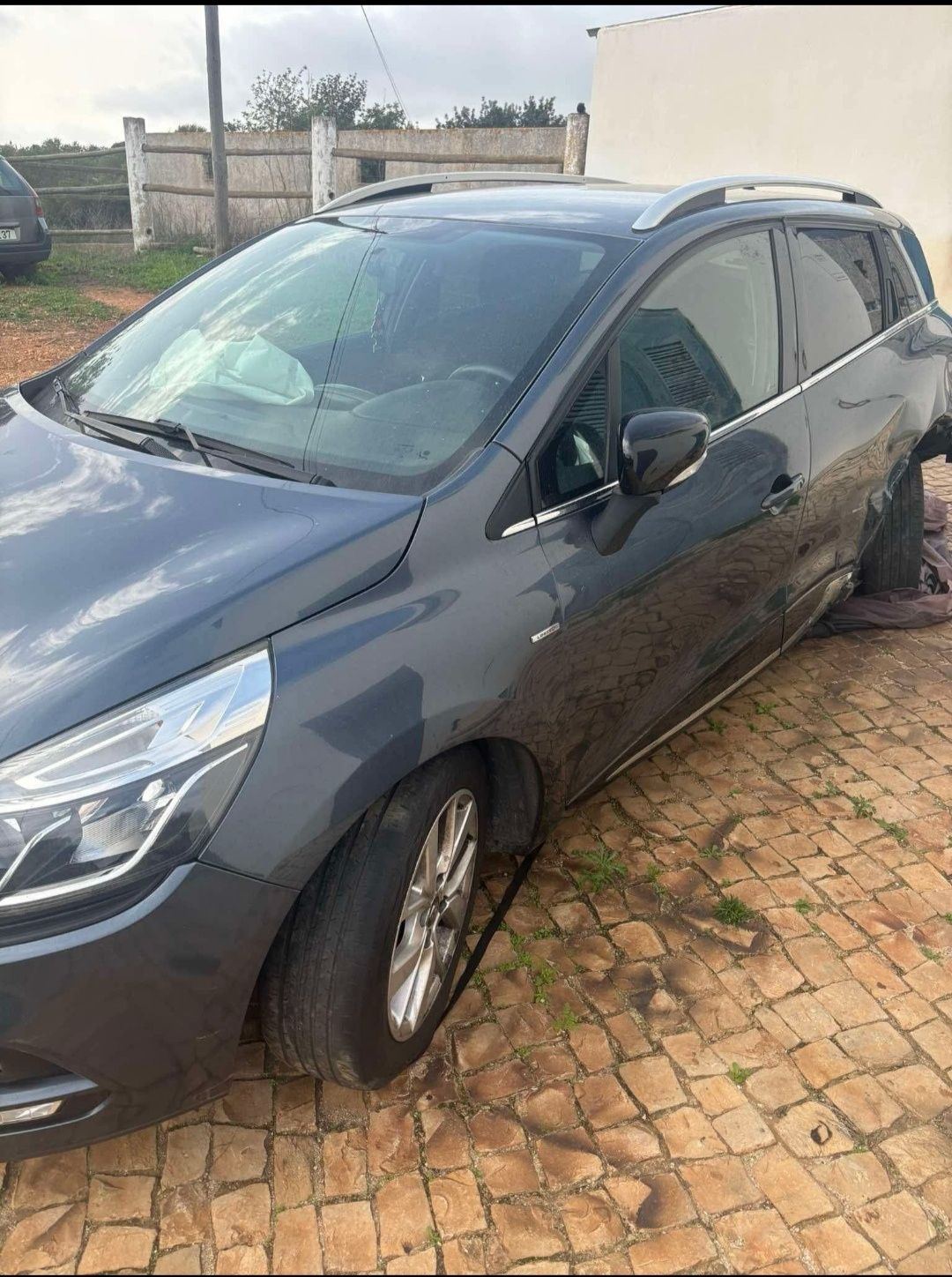 Vendo motor Renault Clio 2018 15.dci apenas com 115 mil km