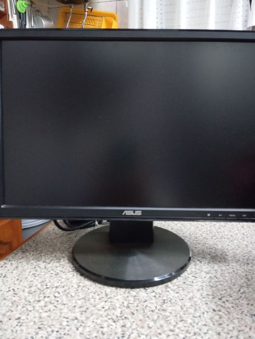 Só o ecrã do computador